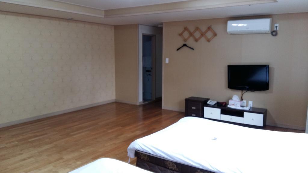 Arbon Youth Hostel & Resort Чеджу Екстериор снимка