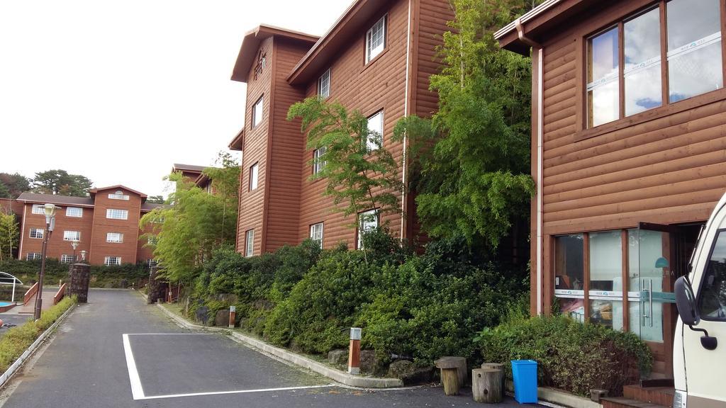 Arbon Youth Hostel & Resort Чеджу Екстериор снимка