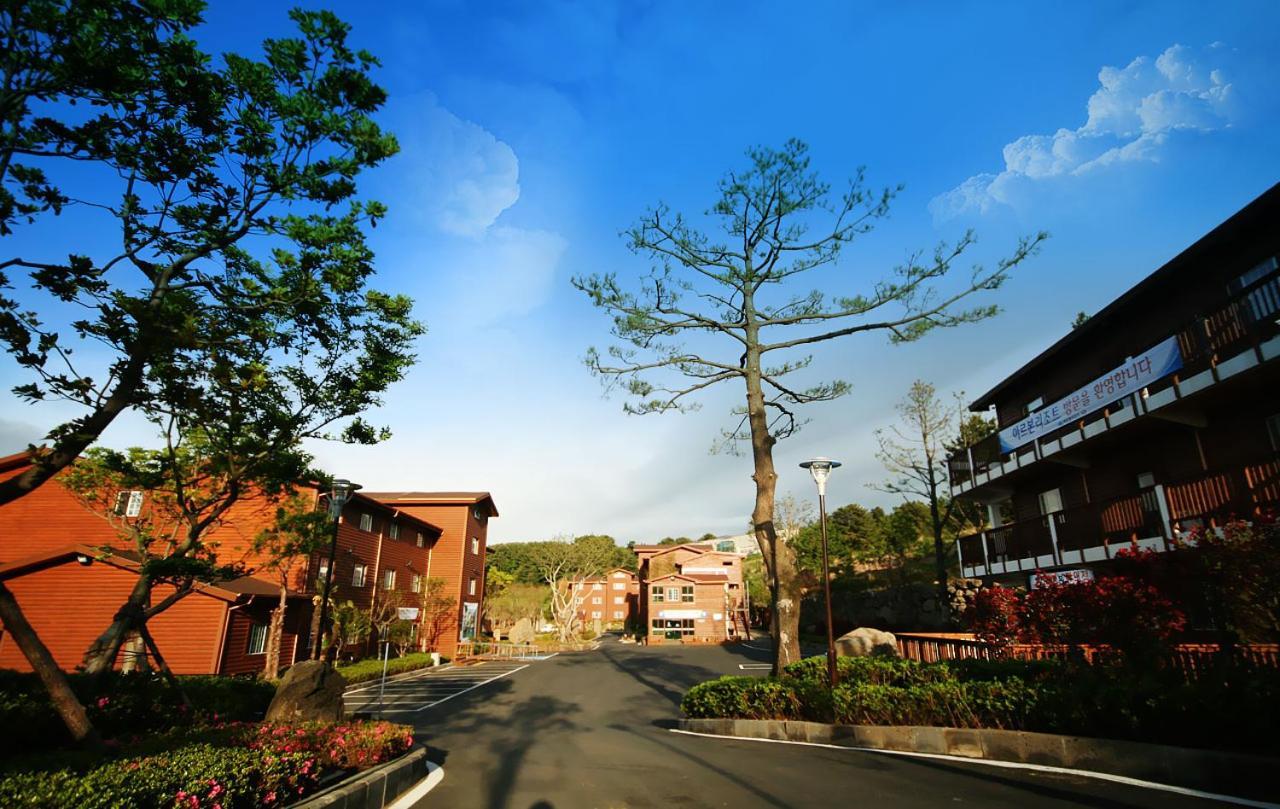 Arbon Youth Hostel & Resort Чеджу Екстериор снимка