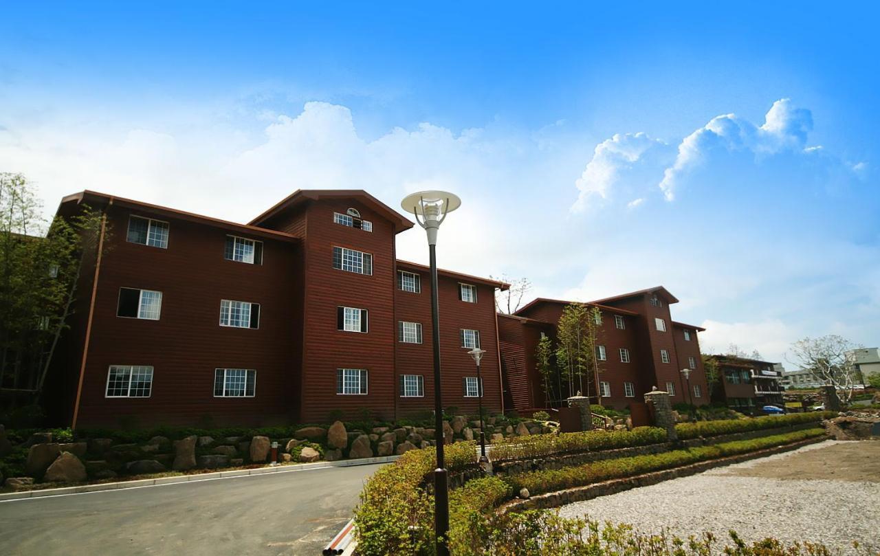 Arbon Youth Hostel & Resort Чеджу Екстериор снимка